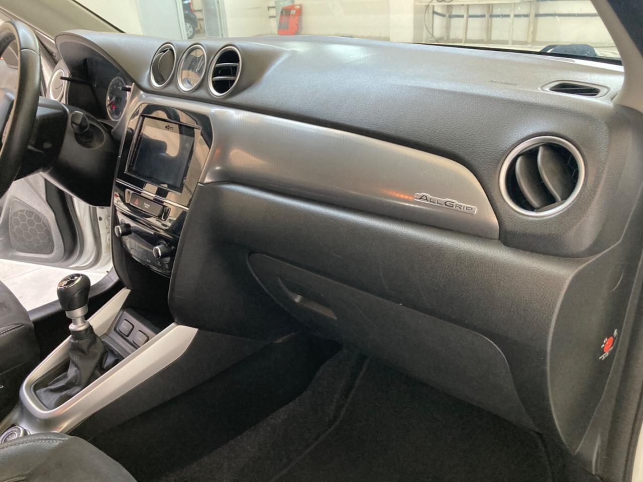 Suzuki Vitara 1.6 DDiS 4WD AllGrip V-Top