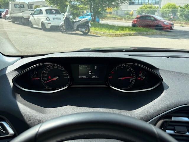 Peugeot 308 BlueHDi 130 S&S Allure