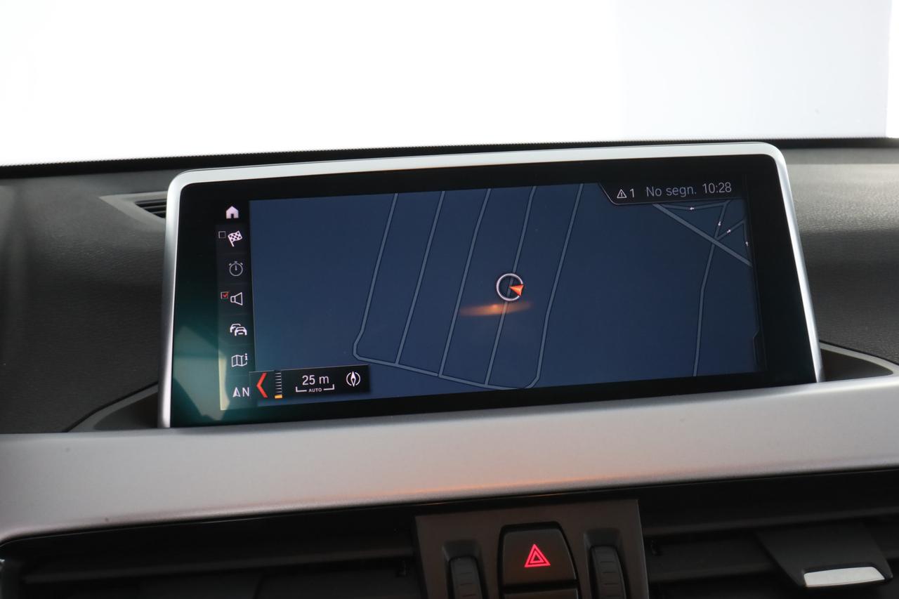 BMW X1 (F48) X1 sDrive18d ADVANTAGE