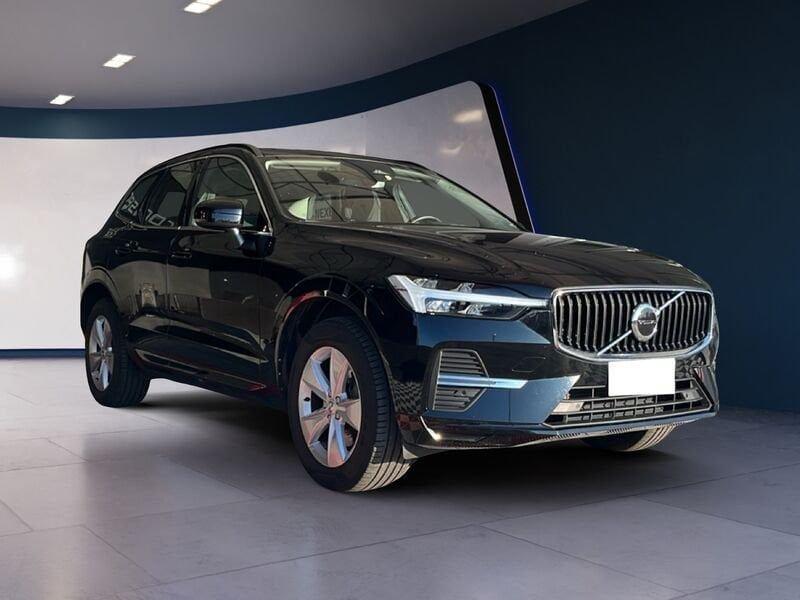 Volvo XC60 B4 (d) AWD automatico Core