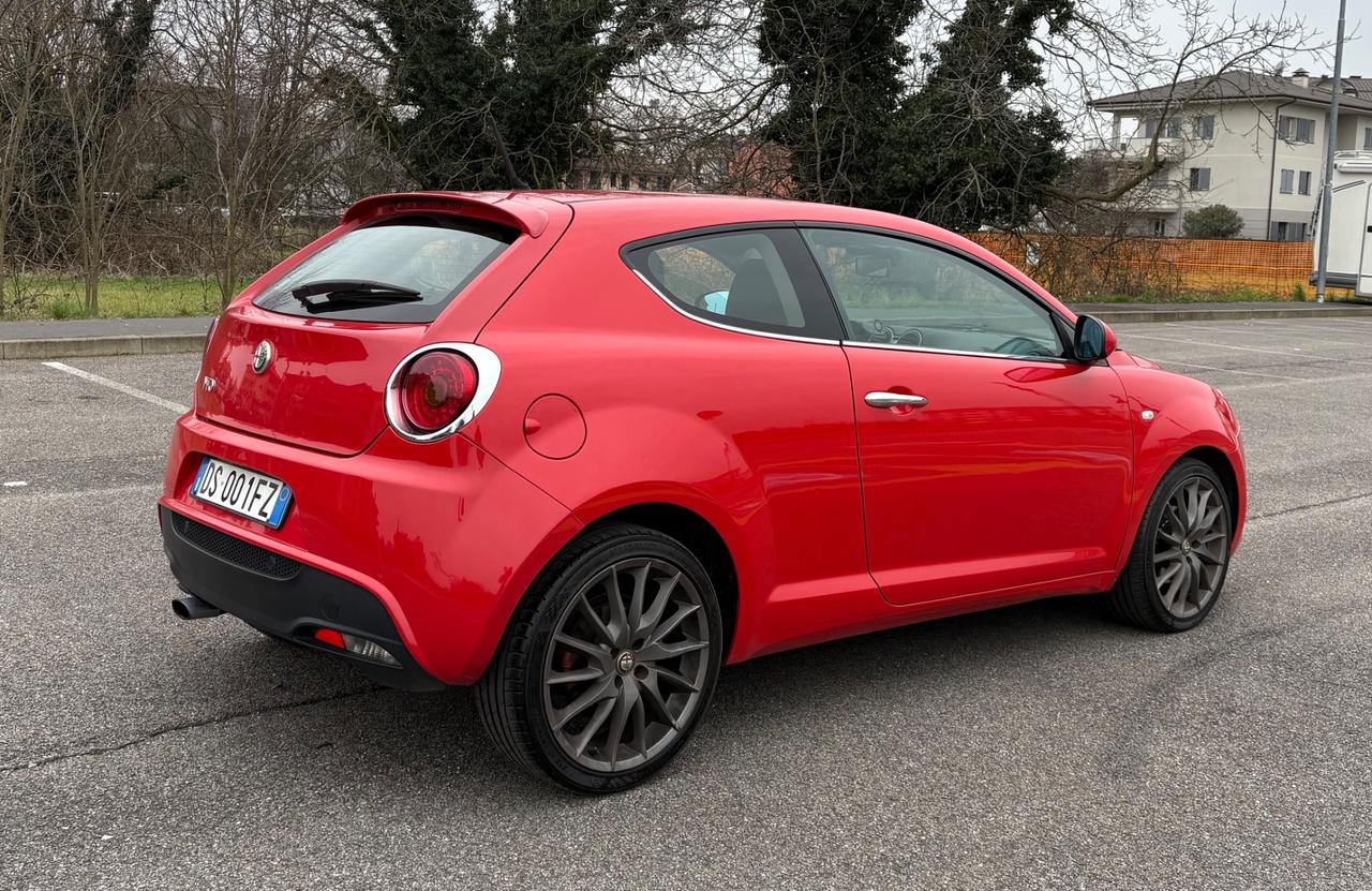 Alfa Romeo MiTo 1.6 JTDm 16V Distinctive Sport