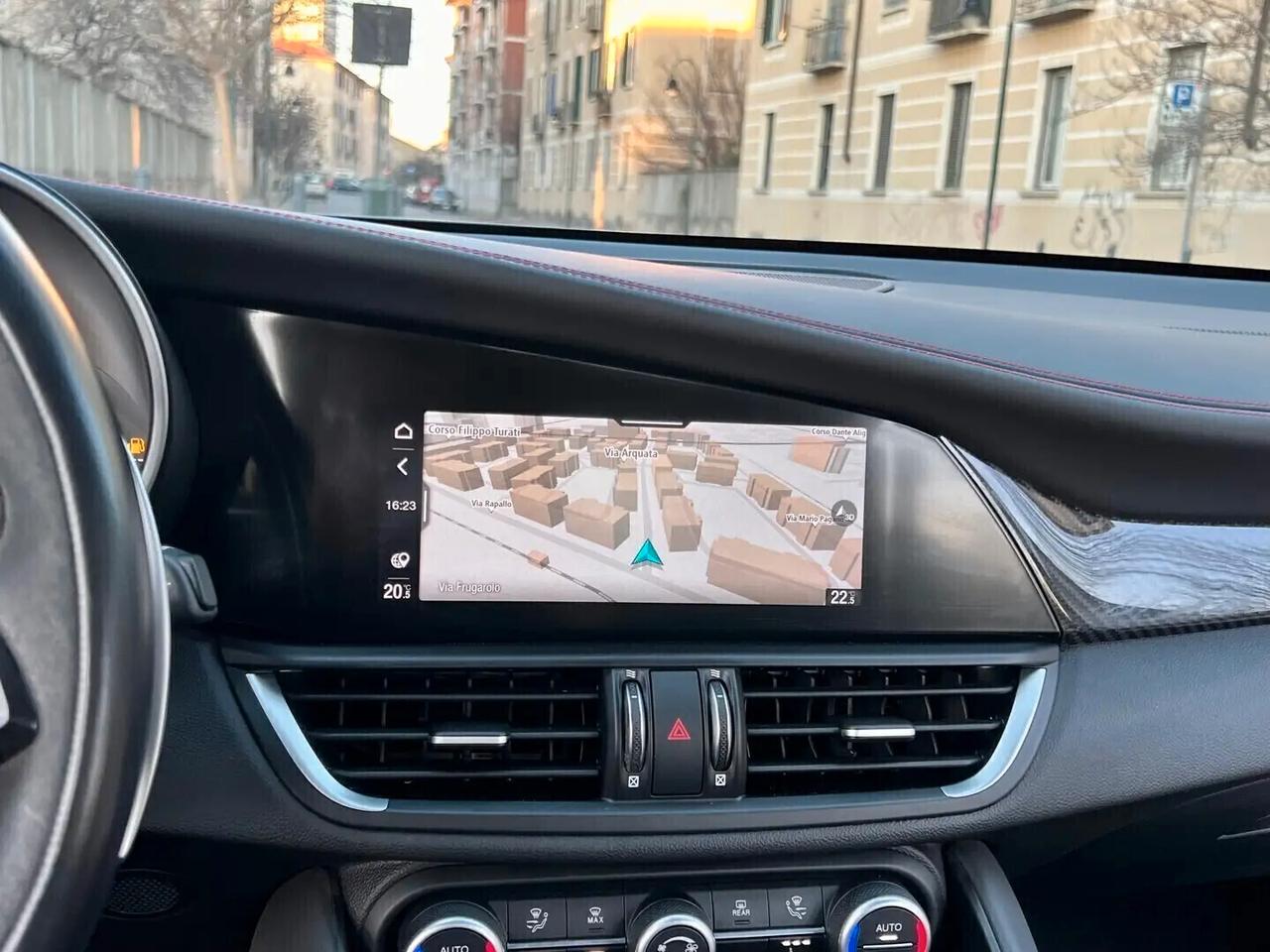 Alfa Romeo Giulia 2.9 T V6 AT8 Quadrifoglio