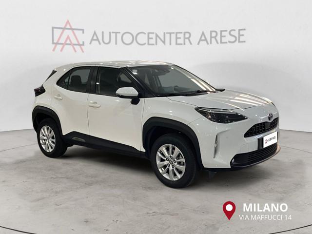 TOYOTA Yaris Cross 1.5 Hybrid 5p. E-CVT AWD-i Business