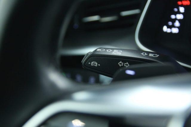 AUDI A6 Avant 40 2.0 TDI quattro S tronic Sport LED Matrix