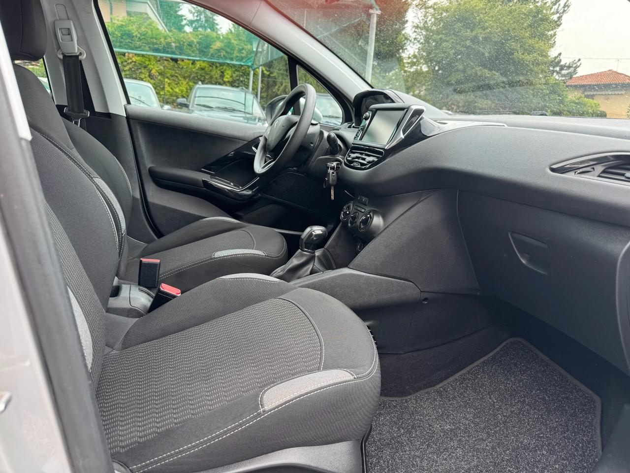 Peugeot 208 PureTech 82 5 porte Access