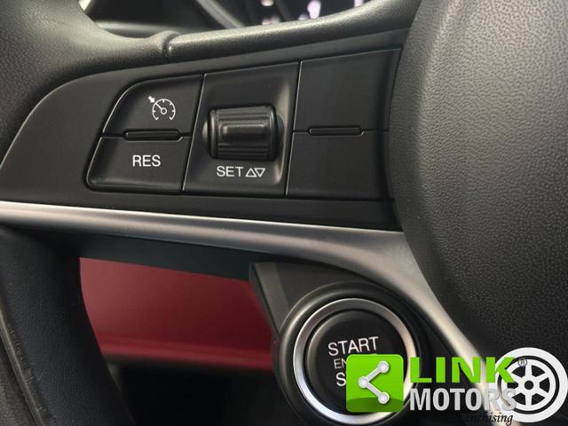 ALFA ROMEO Giulia 2.2 Turbodiesel 160 CV AT8 KM CERT, PELLE, LED.
