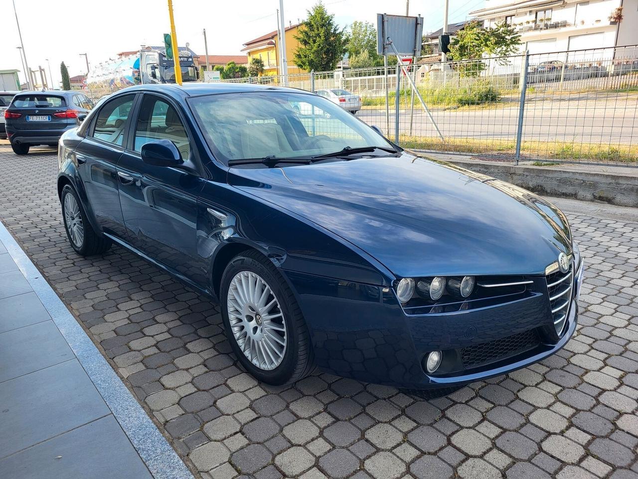 Alfa Romeo 159 Alfa Romeo 159 1.9 MULTIJET 150 CV - BERLINA DISTINCTIVE