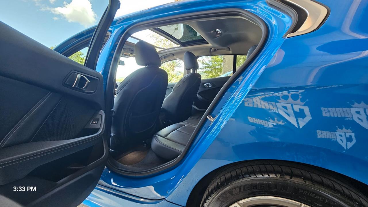 Bmw 118 118d 5p. Msport