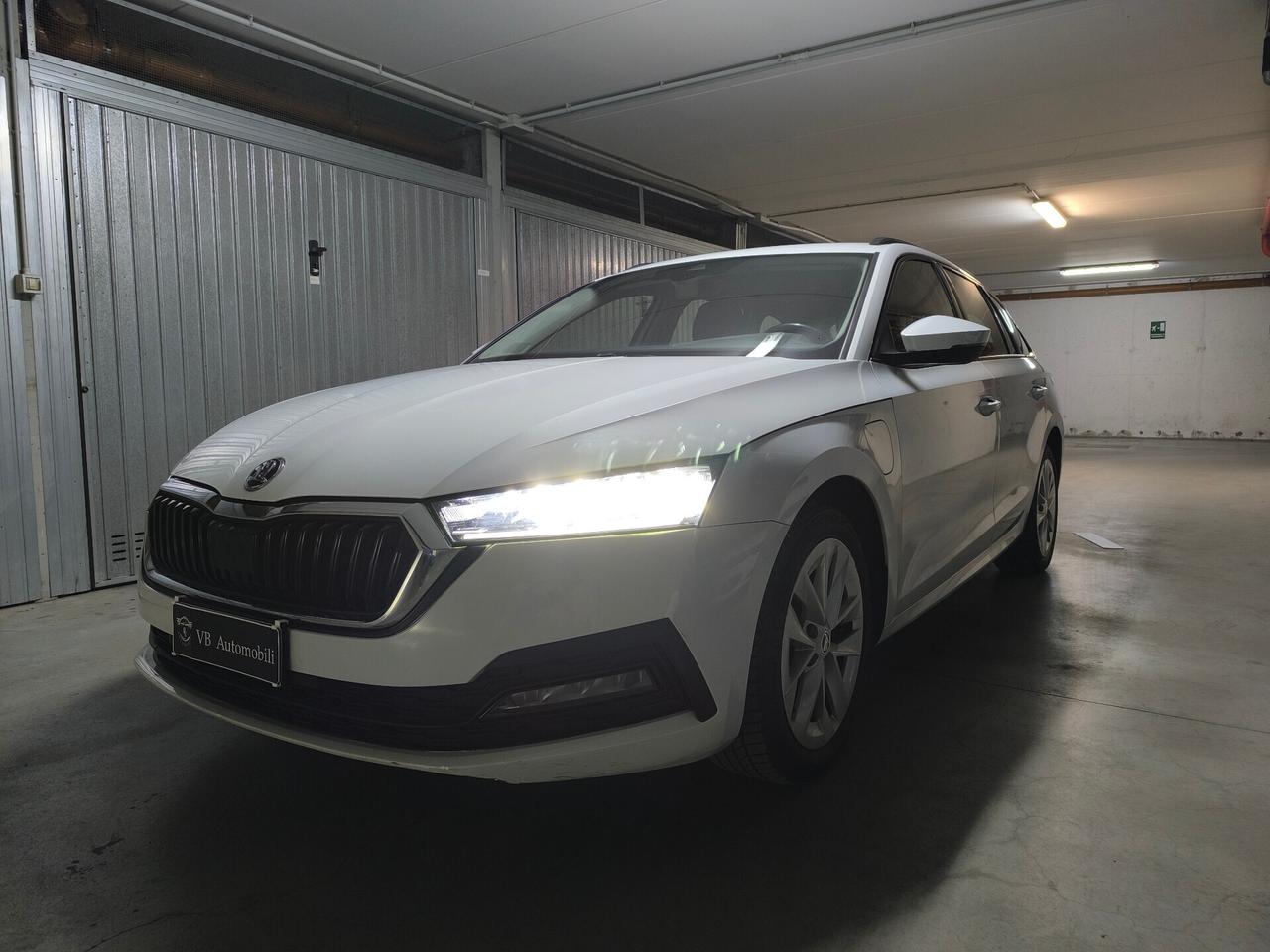 Skoda Octavia iV 1.4 TSI Plug-In Hybrid DSG Wagon Executive