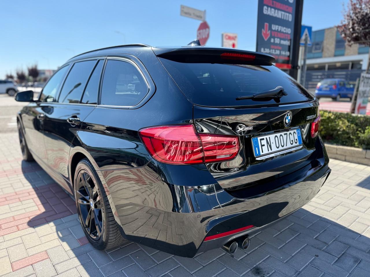 Bmw 320d xDrive Touring Msport-ESTERNO-190CV