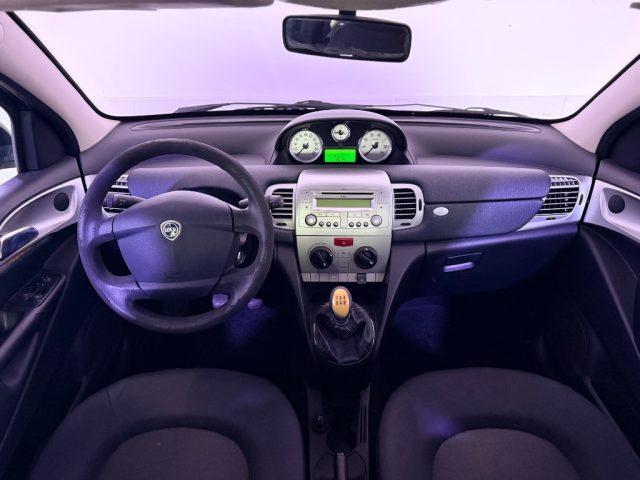 LANCIA Ypsilon 1.2 69 CV Platinum