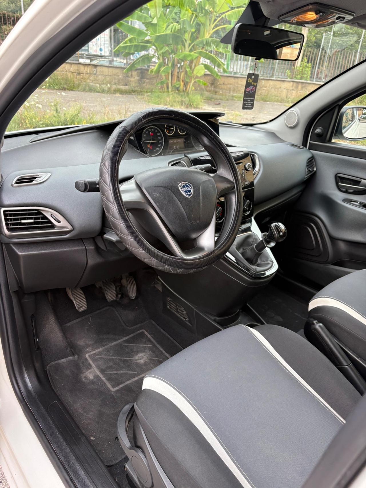 Lancia Ypsilon 1.2 benz/GPL casa madre perfetta
