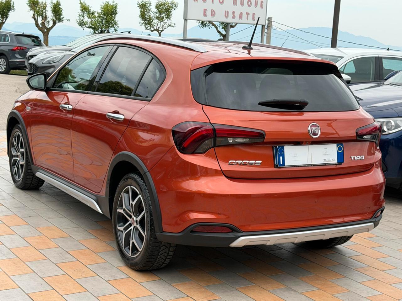 Fiat Tipo New 1.6 M.JET 130 cv. 5 porte CROSS (Nav)