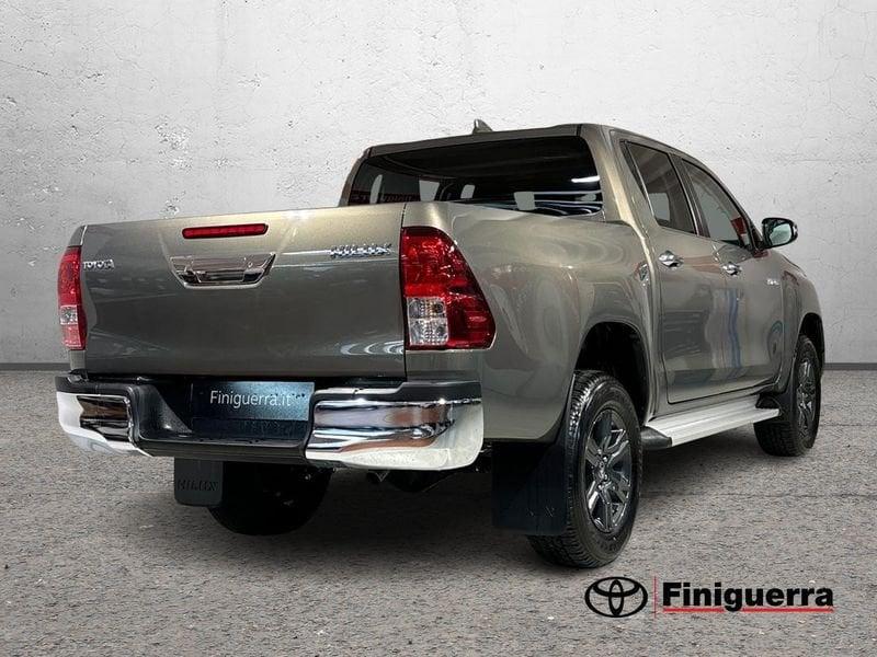 Toyota Hilux 2.8 D 4WD 4 porte Double Cab Lounge