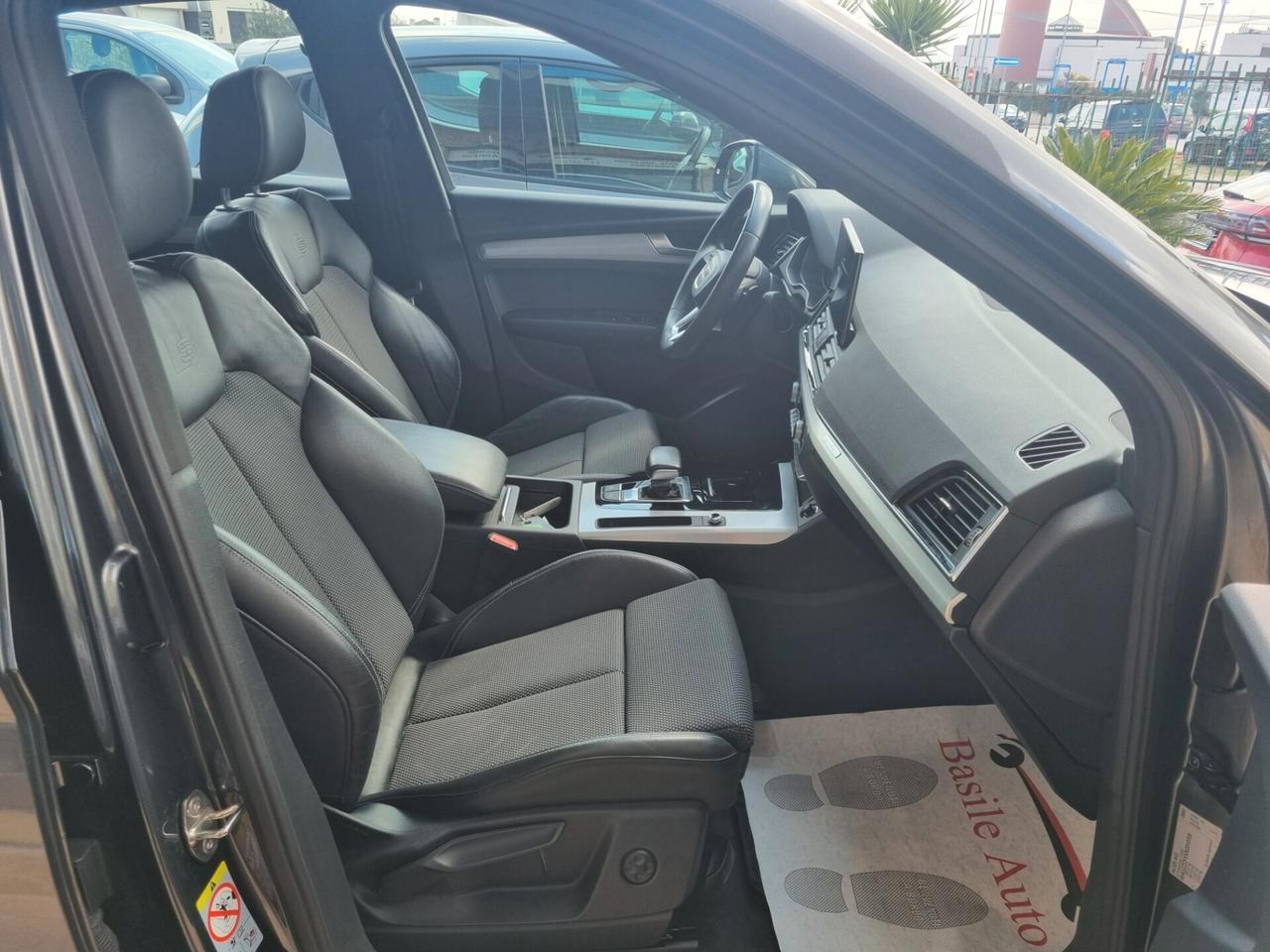 Audi Q5 Sportback 40 TDI quattro S tronic line plus