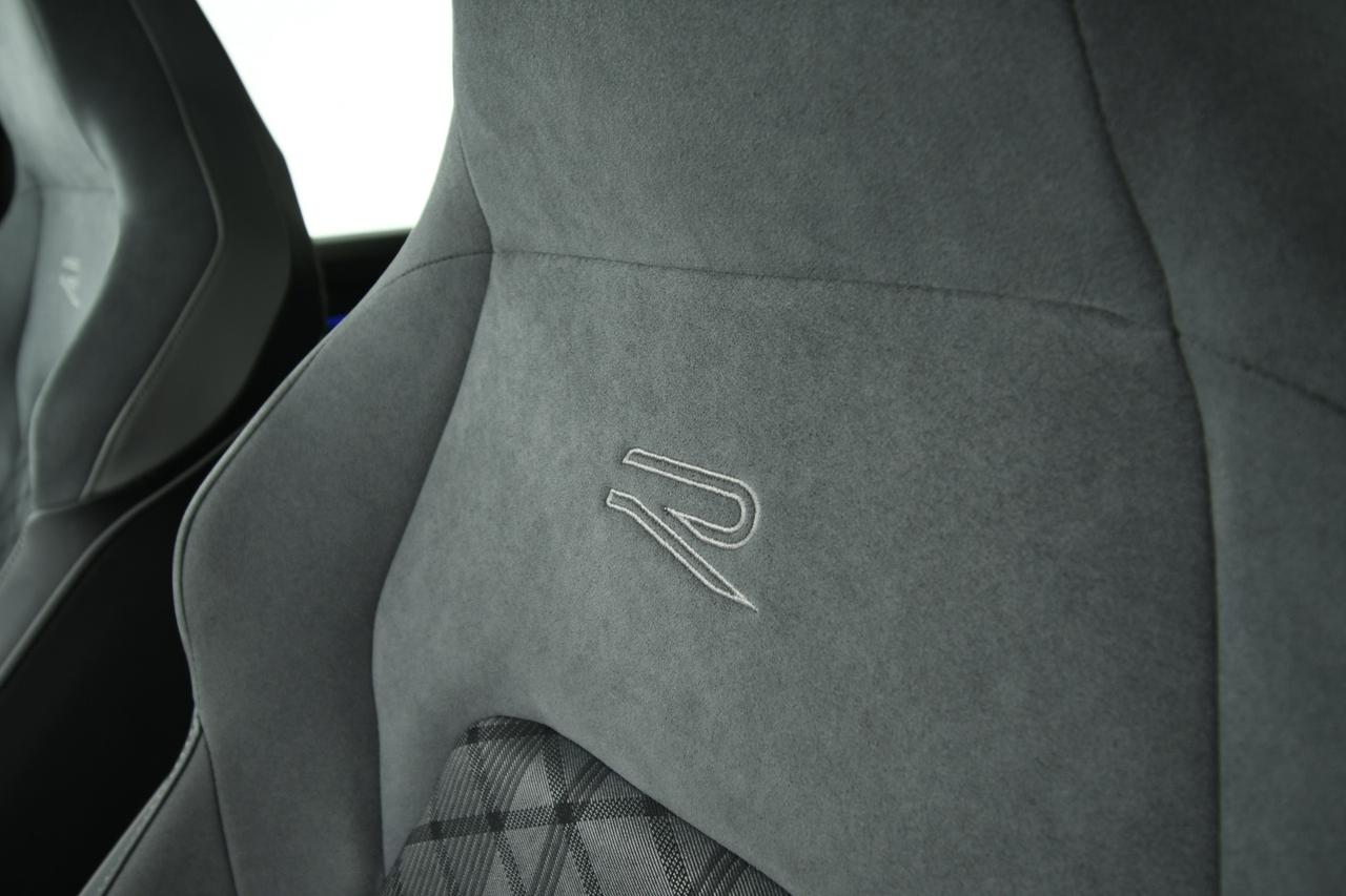 VOLKSWAGEN Golf 1.5 etsi evo R-Line 130cv dsg NEOPATENTATI+ACC+APPLE CARPLAY