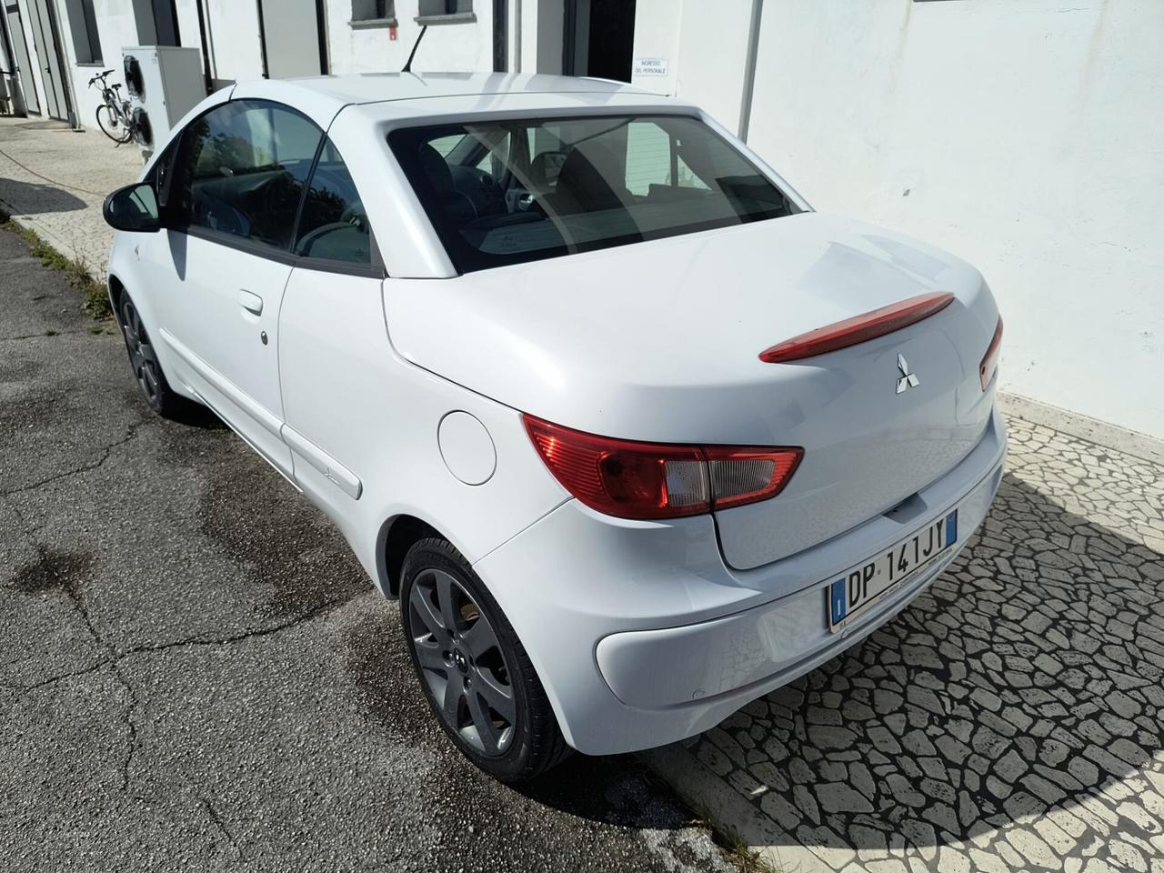 Mitsubishi Colt 1.5 cabrio