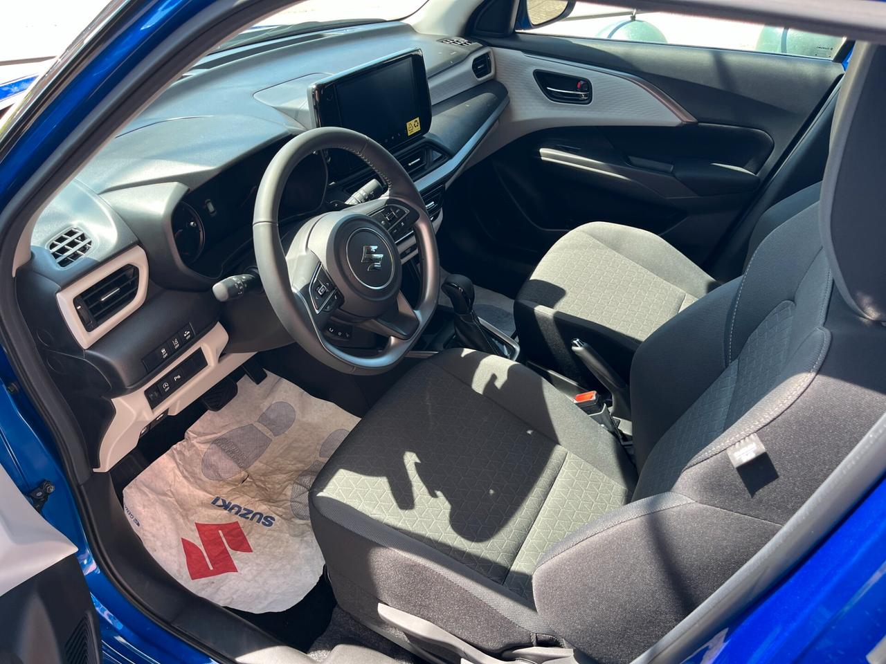Suzuki Swift 1.2 hybrid Auto KmZero
