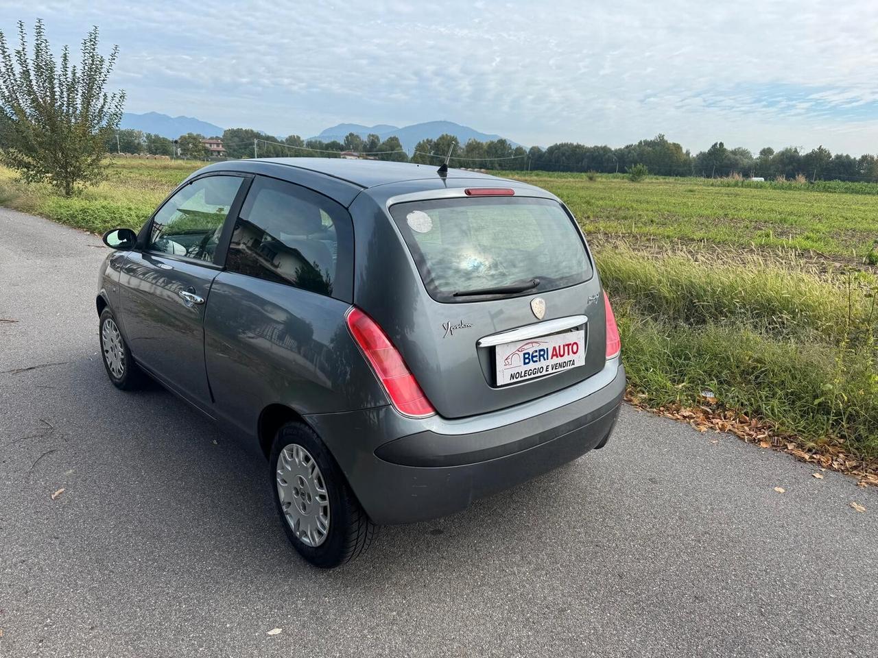 Lancia Ypsilon adatta a neopatentati