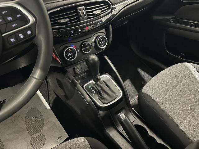 FIAT Tipo 1.5 Hybrid DCT SW Cross