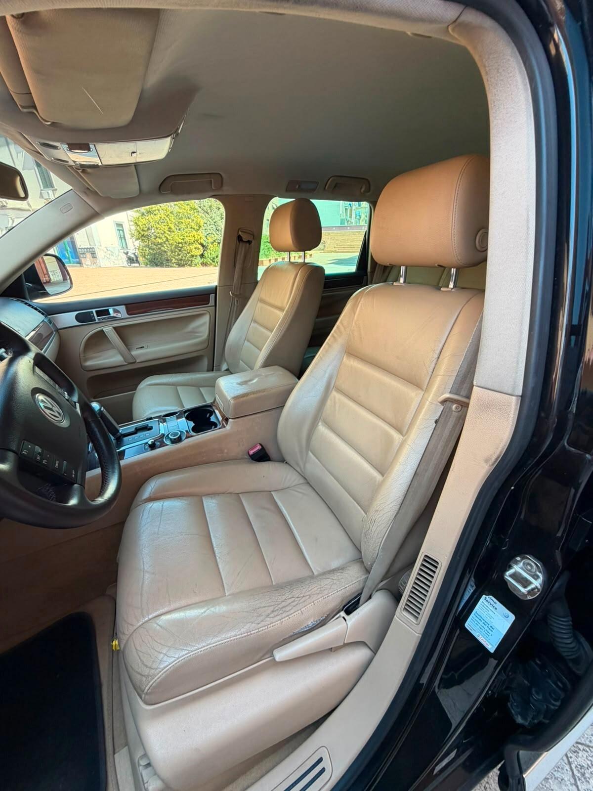 Volkswagen Touareg 2.5 R5 TDI DPF tiptronic Style