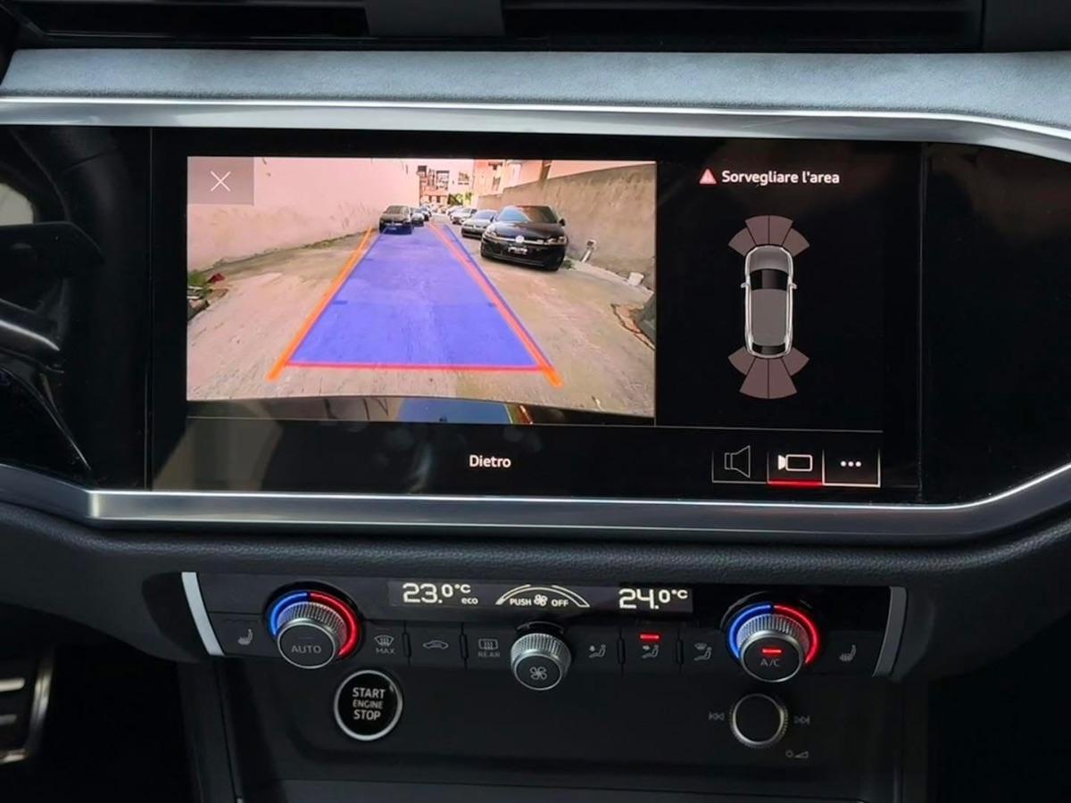 Audi Q3 Sportback 35TDI S-line Identity Black 150CV