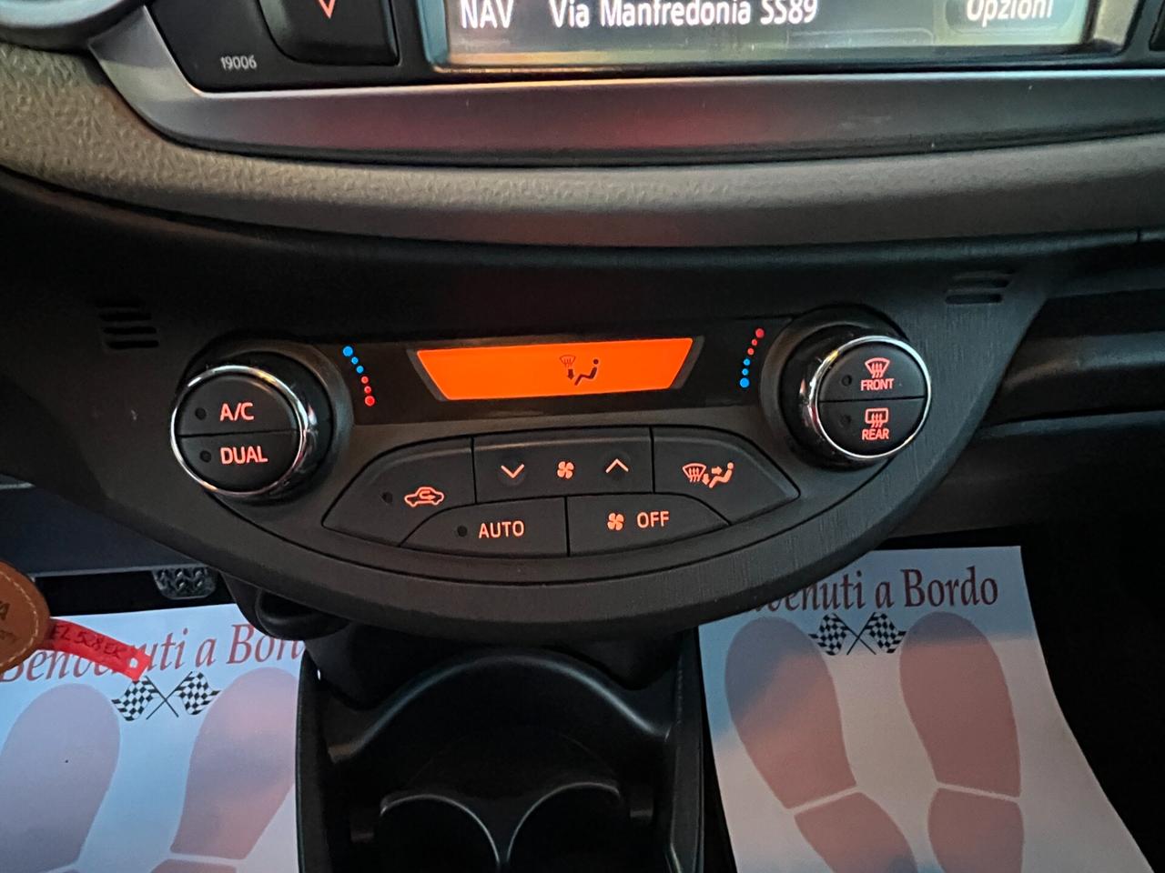 Toyota Yaris 1.0 5 porte Active Tagliandata