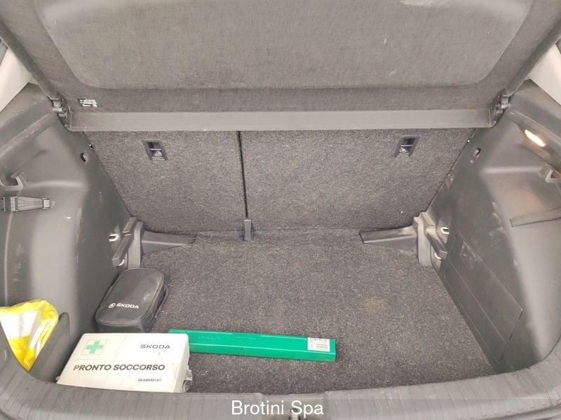 Skoda Fabia Fabia 1.0 MPI 80 CV Young Edition