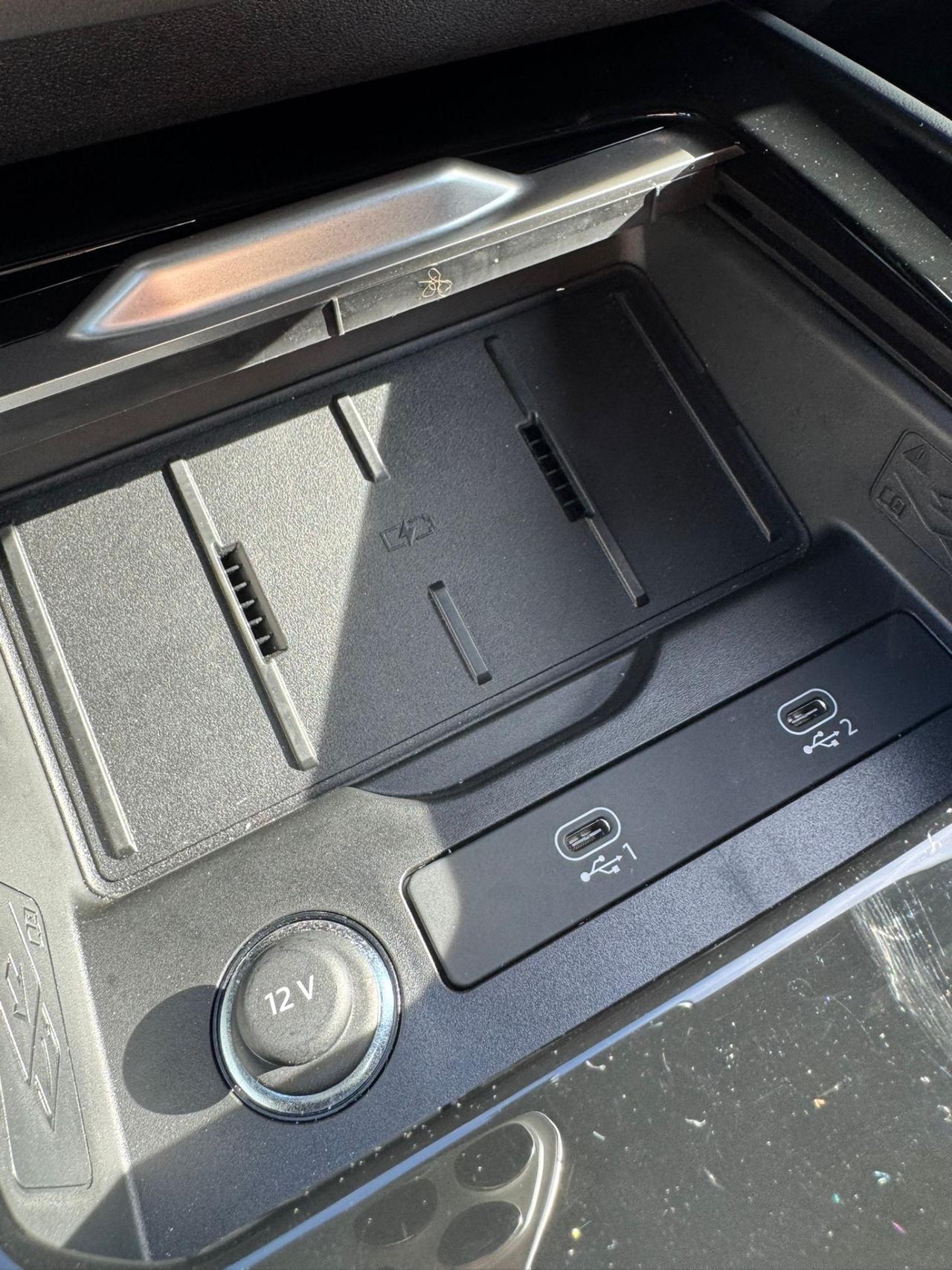 Audi NEW MODEL Q3 35 TFSI S tronic line edition