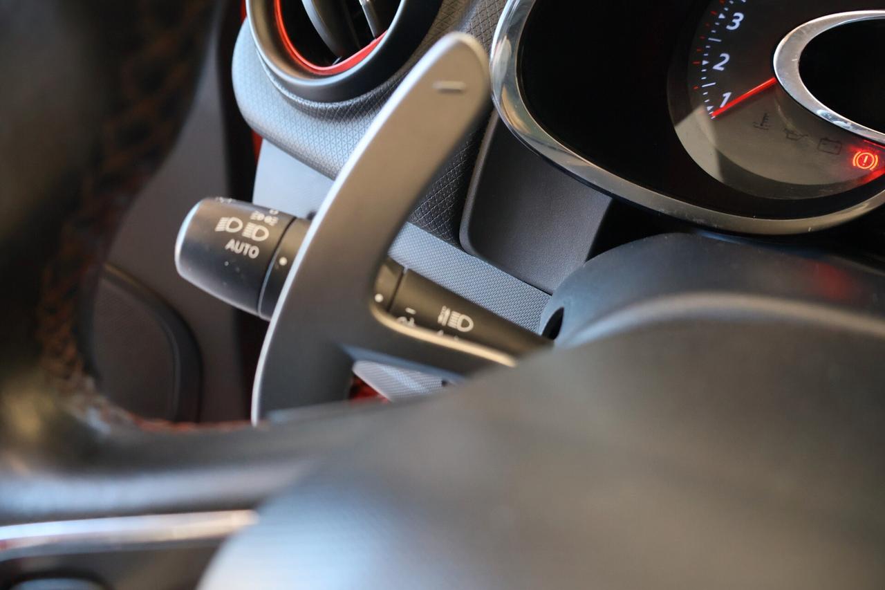 Renault Clio RS 1.6 Turbo 200CV EDC 5p