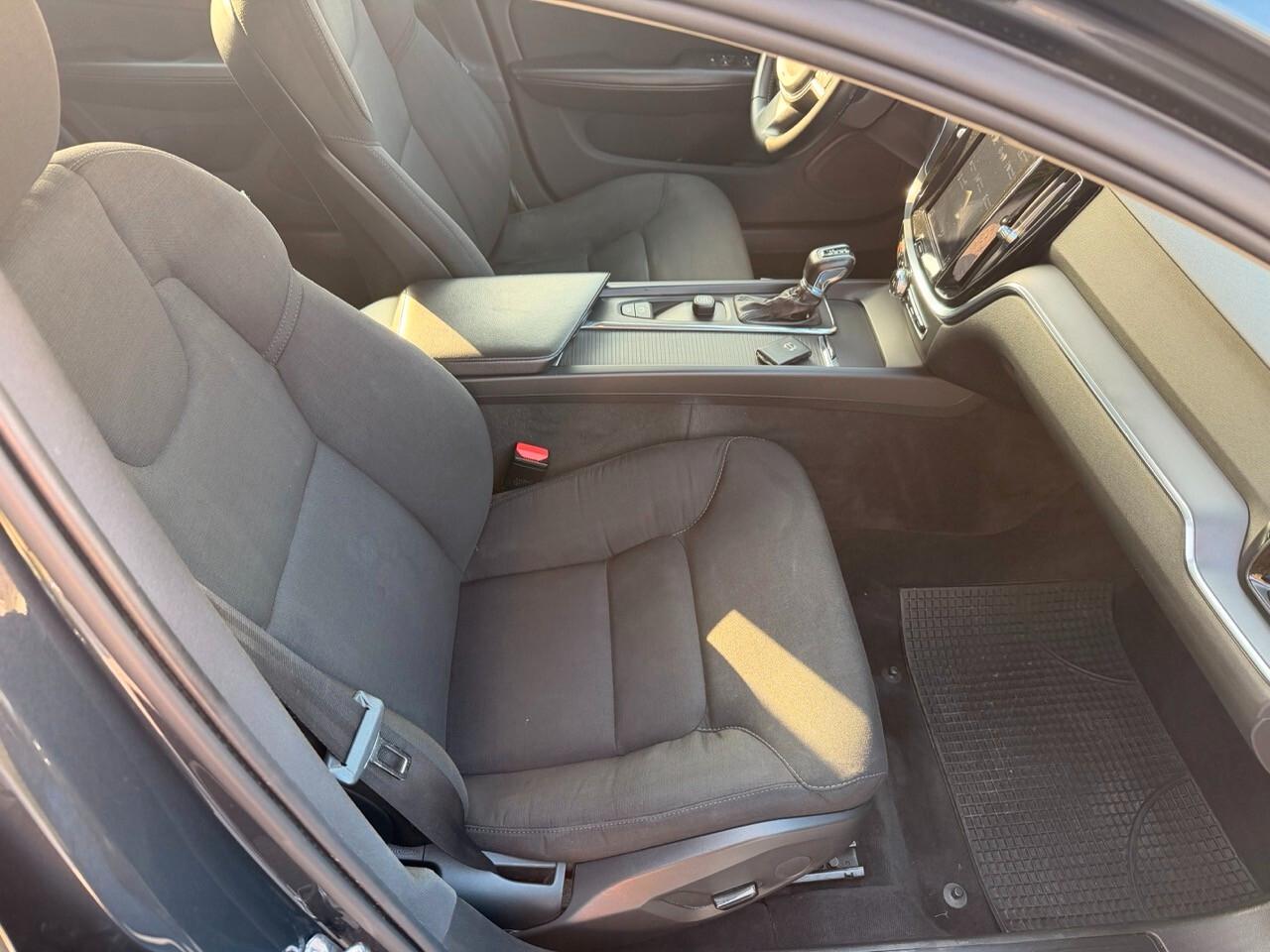 Volvo V60 2.0 d3 150 cv Business Geartronic