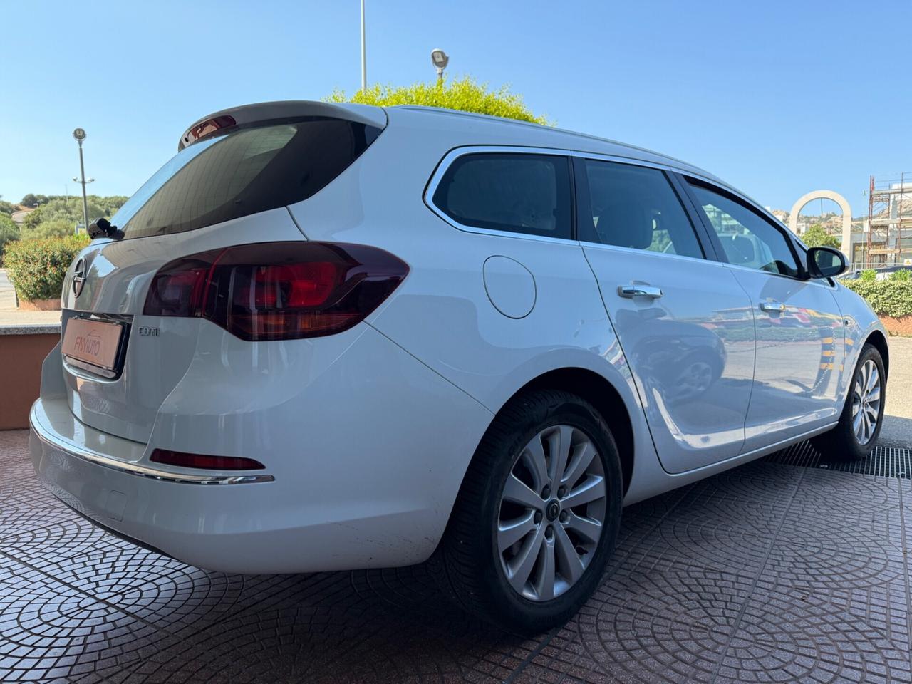 PREZZO PROMO SOLO PER POCHI GIORNI!! Opel Astra 1.7 CDTI 110CV SW OK NEOPATENTATI