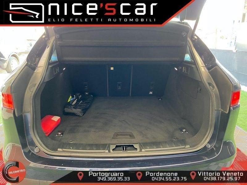 Jaguar F-Pace 2.0 D 180 CV AWD aut. ** MOTORE NUOVO **