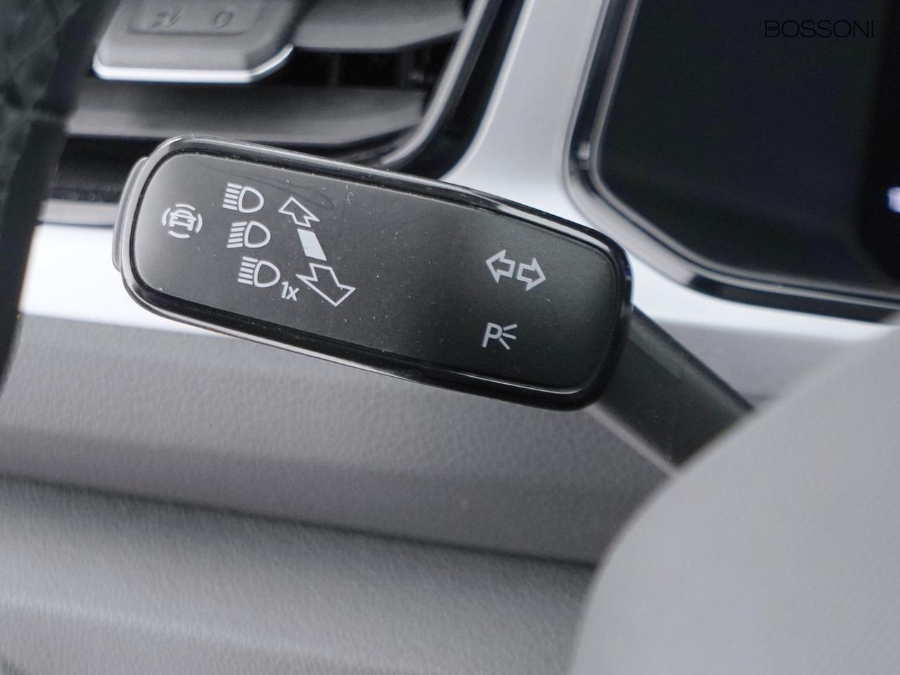 Volkswagen T-Roc 2.0 tdi scr 150cv life dsg