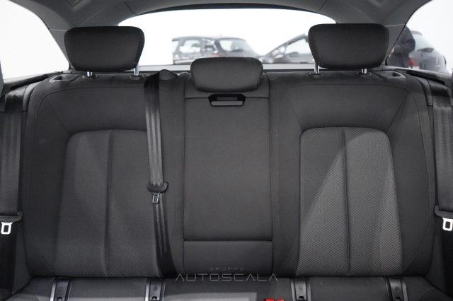 AUDI A6 Avant 40 2.0 TDI S Tronic Business Sport