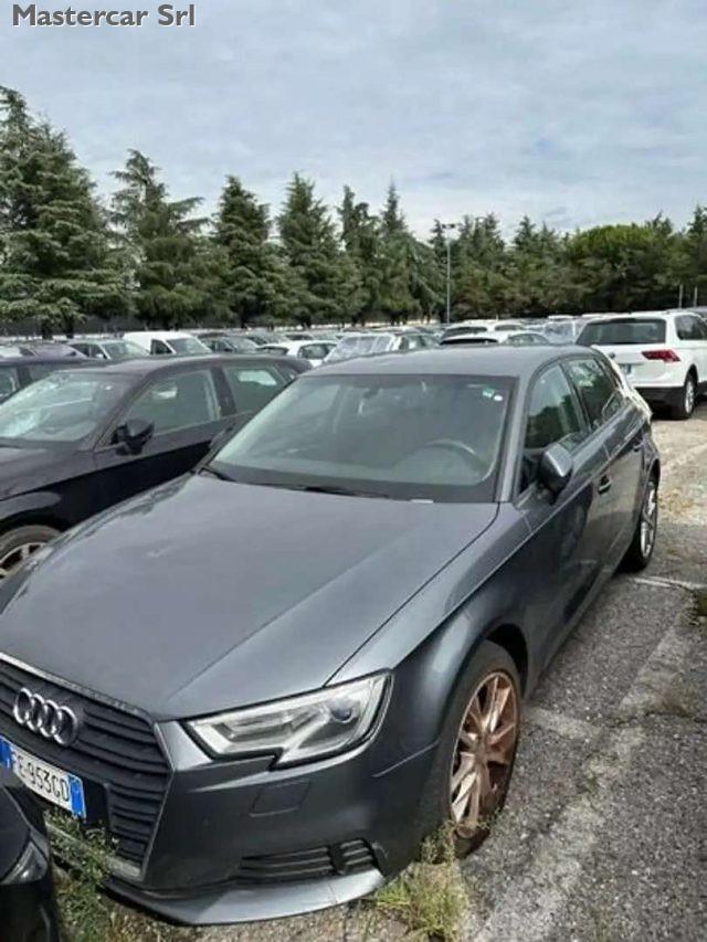 AUDI A3 A3 Sportback 1.6 tdi Business 110cv targa FE953GD