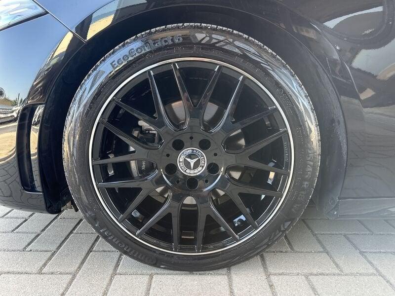 Mercedes-Benz Classe A A 180 Night Edition