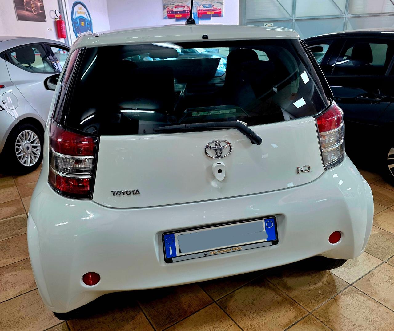 Toyota iQ 1.0 Lounge