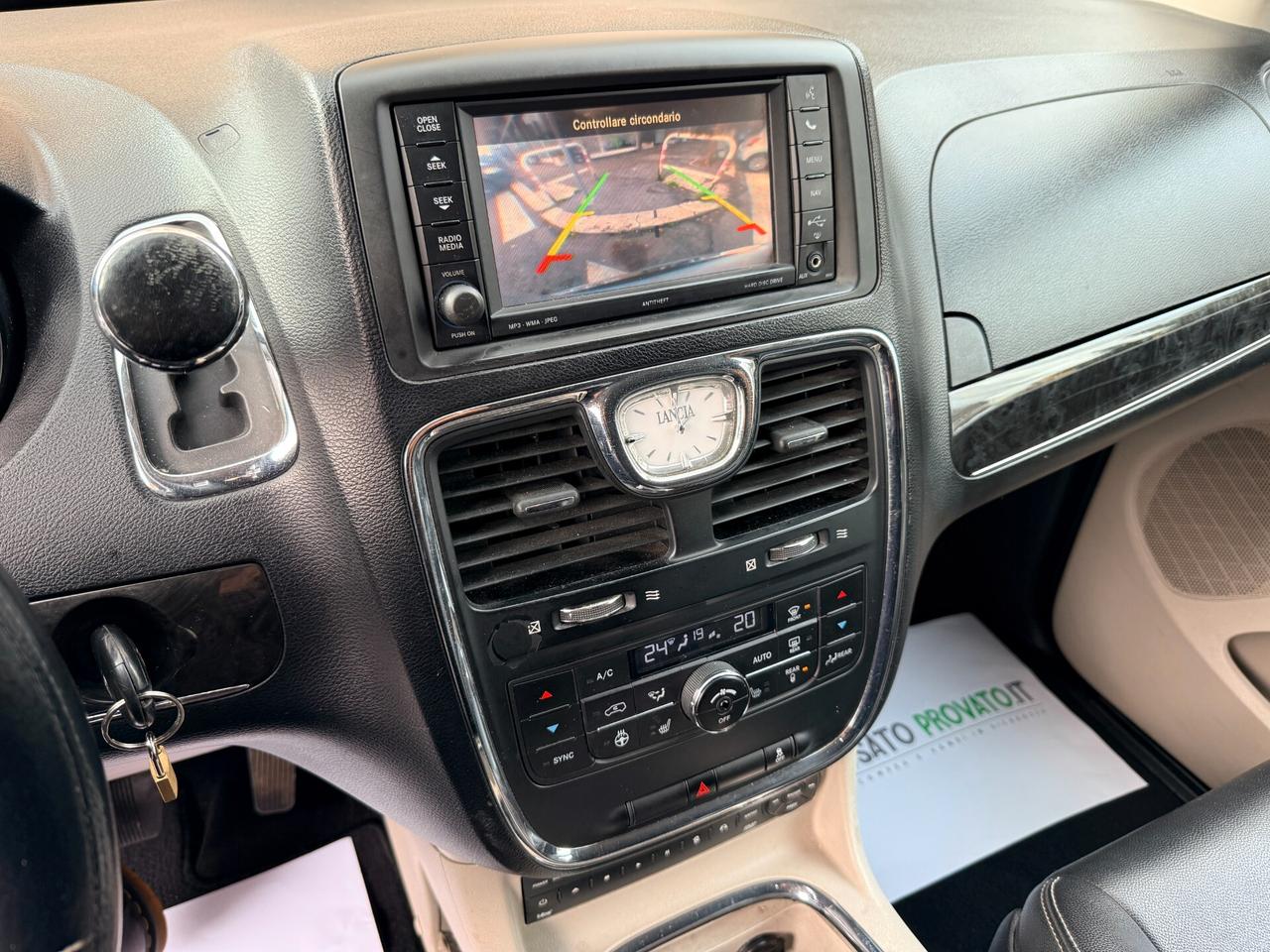 Lancia Voyager 2.8d 163cv Automatica 7 Posti