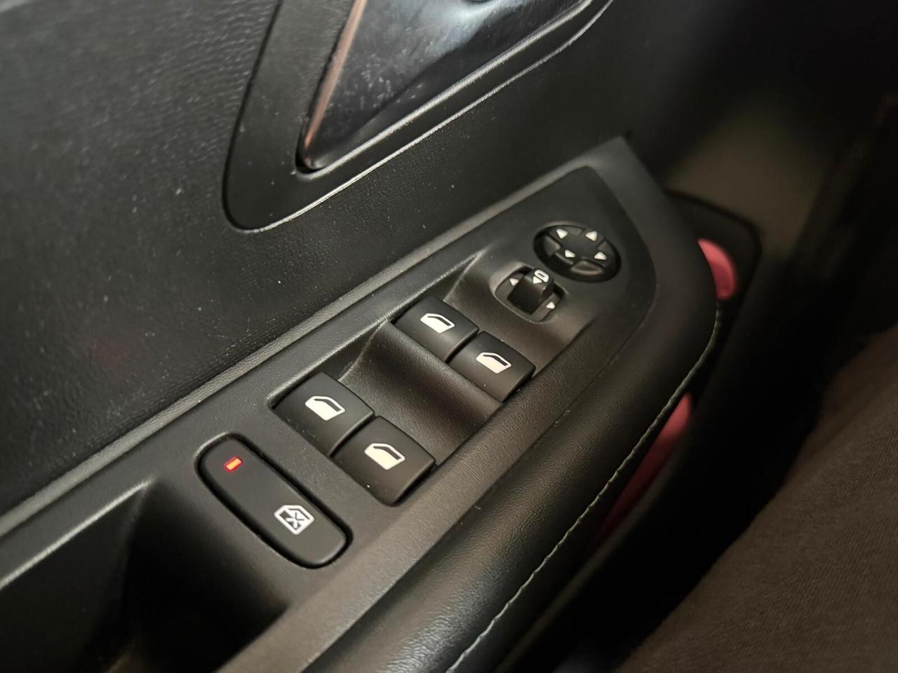 Peugeot 208 1.2 puretech 100Cv AUTOMATICA stop&start 5 porte allure