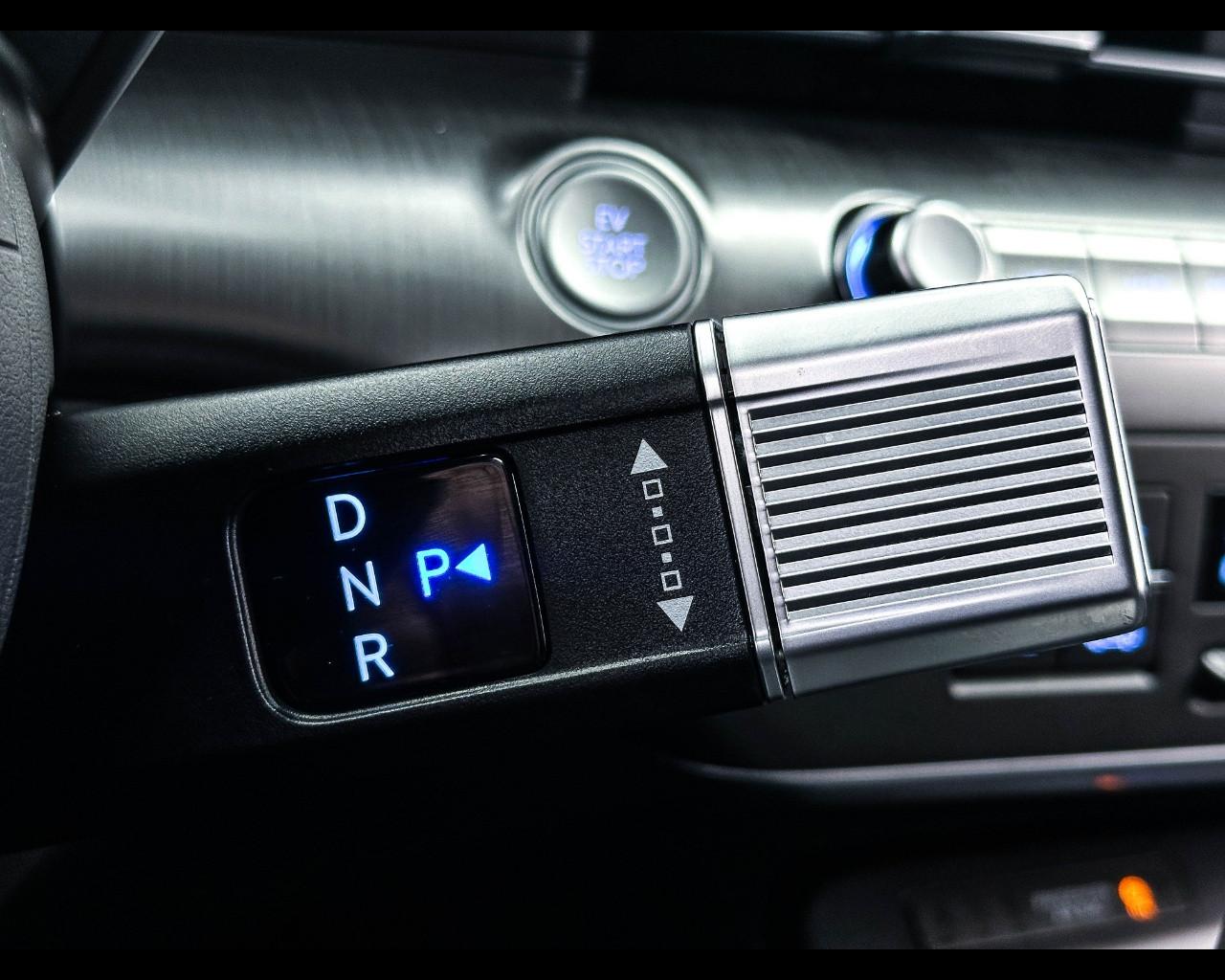 HYUNDAI Kona 2ªs. (2023-->) - Kona EV 64.8 KWh Exclusive