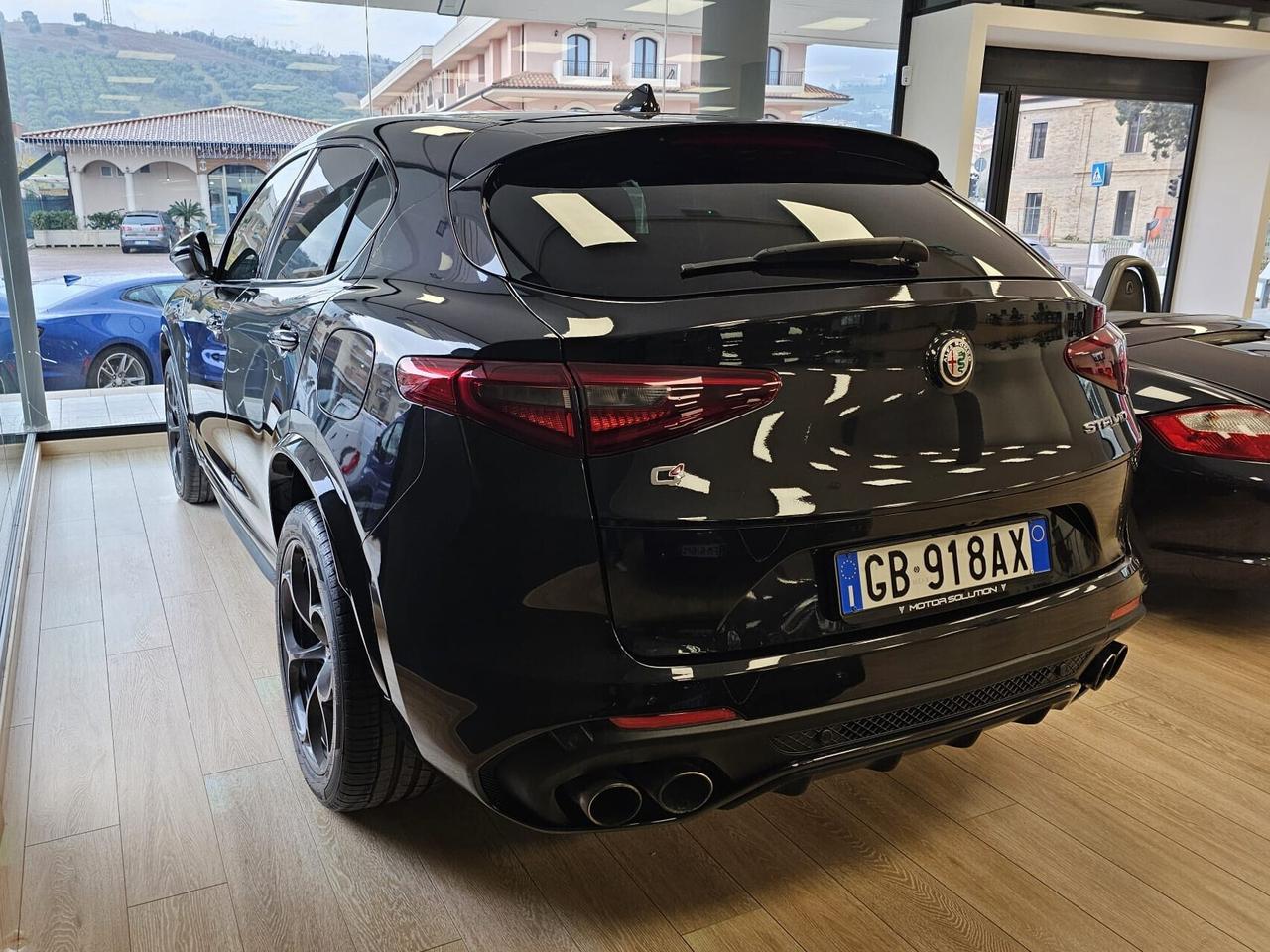 Alfa Romeo Stelvio 2.9 Bi-Turbo V6 510 CV AT8 Quadrifoglio