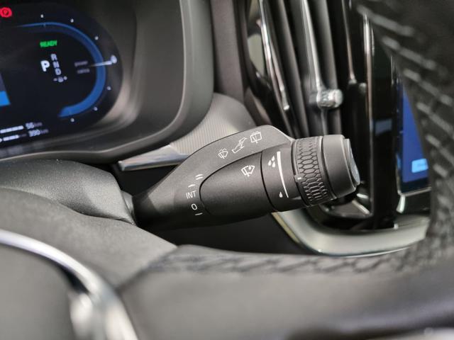 VOLVO XC60 T6 Recharge Plug-in Hybrid AWD automatico Plus Dar