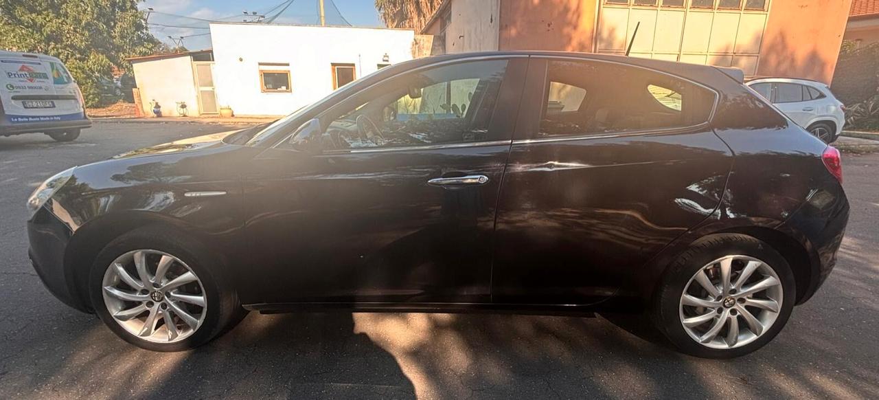 Alfa Romeo Giulietta 1.6 JTDm-2 105 CV Exclusive