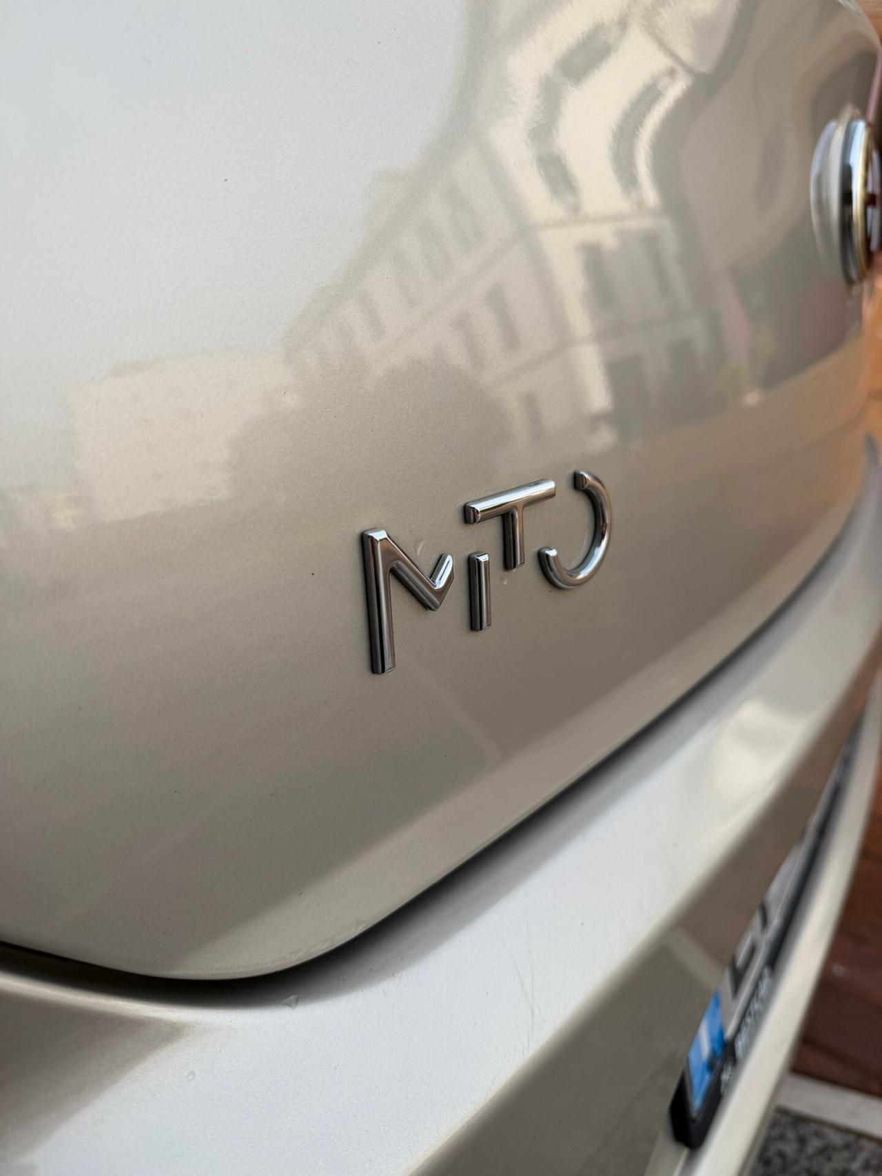 Alfa Romeo MiTo 1.3 JTDm 95 CV S&S Distinctive sport pack