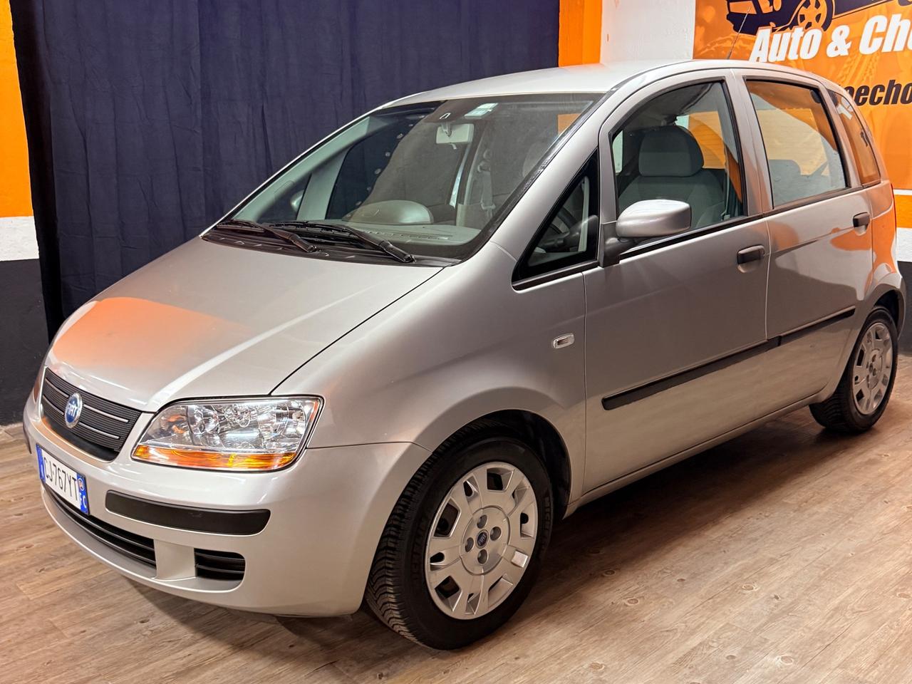 FANTASTICA FIAT IDEA CON SOLI 33.041 KM