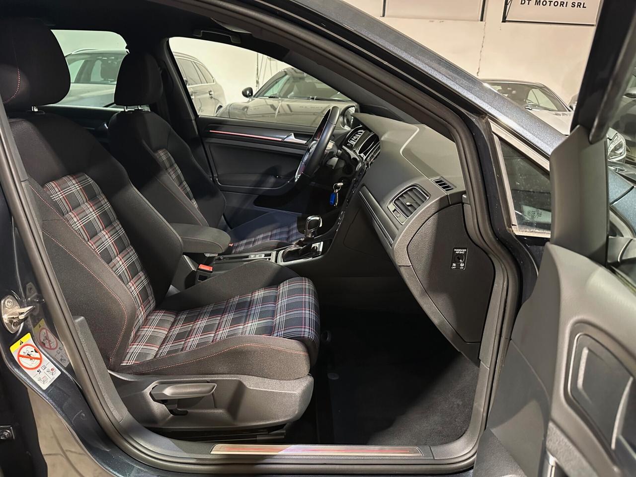 Volkswagen Golf GTI Performance 2.0 TSI 5p. BlueMotion Technology