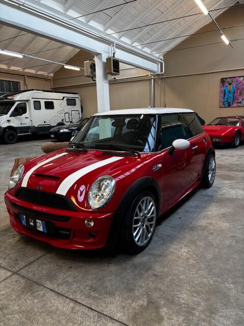 Mini 1.6 16V Cooper S - John Cooper WORKS