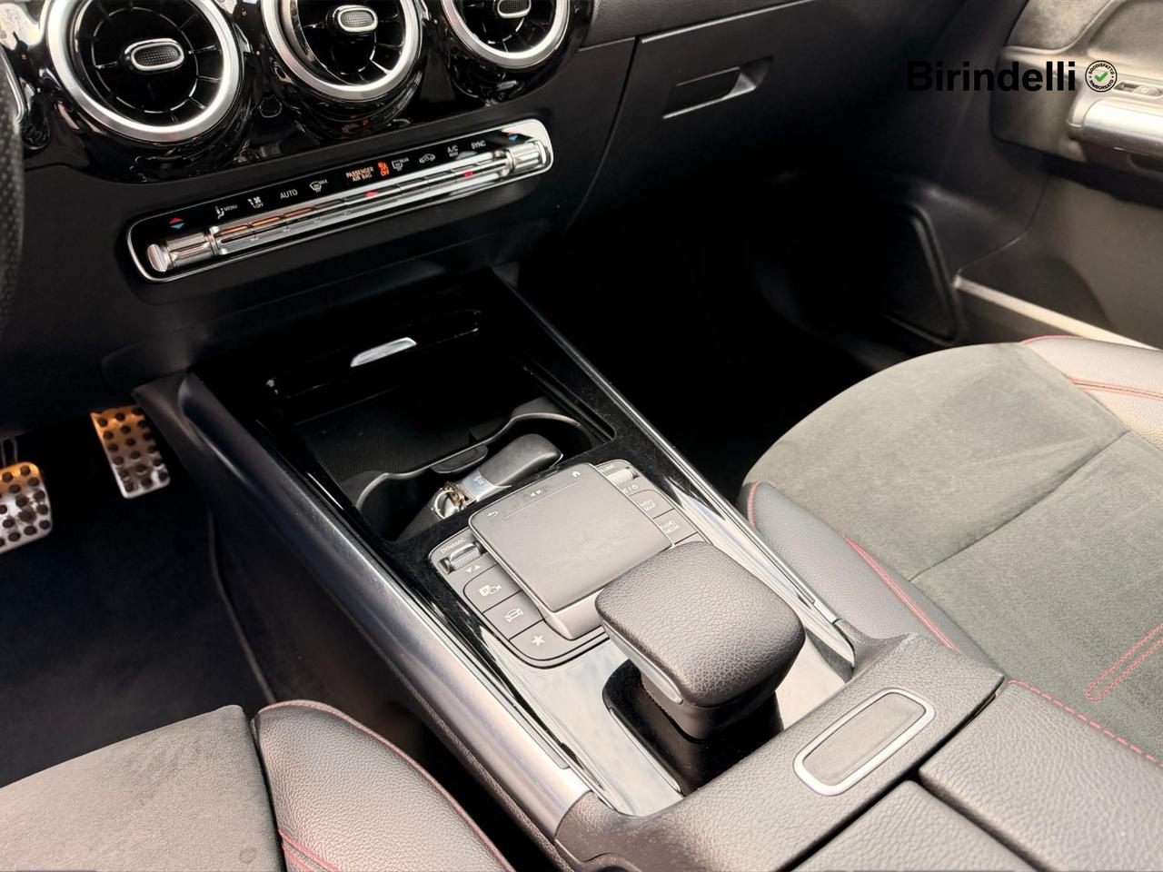 Mercedes-Benz GLA (H247) - GLA 200 d Automatic Premium