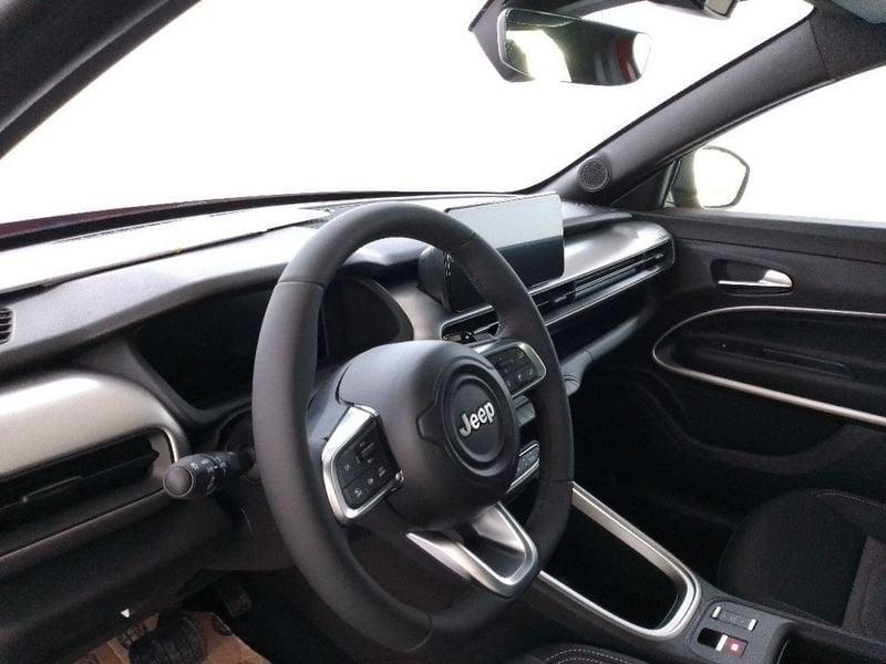 Jeep Avenger 1.2 turbo e-hybrid mhev Upland 4xe 145cv edct6